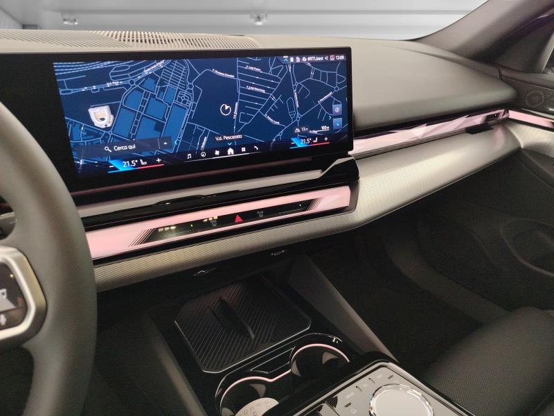 BMW I5 touring xdrive40