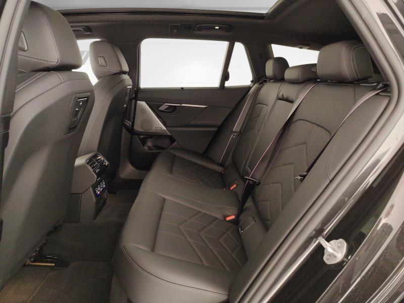 BMW I5 touring xdrive40