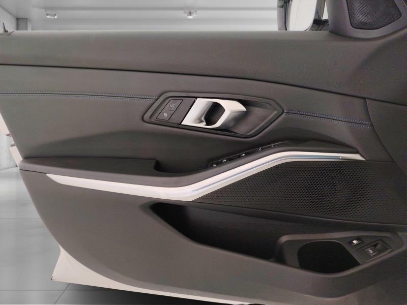 BMW 320e touring msport auto