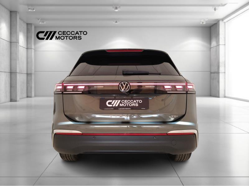 VOLKSWAGEN Tiguan 1.5 etsi elegance 150cv dsg