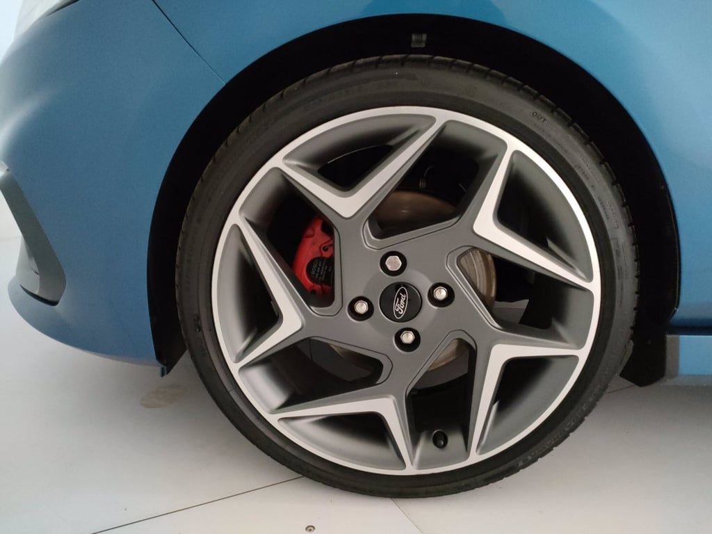 FORD Fiesta 3p 1.5 st s&s 200cv