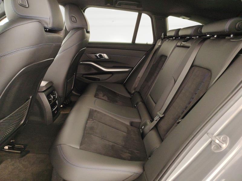 BMW 330d touring mhev 48v xdrive msport auto