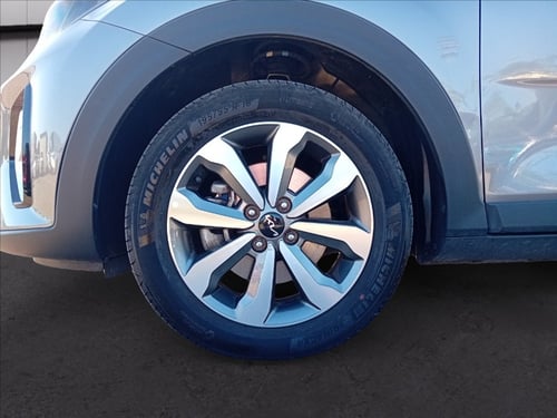 KIA Stonic 1.0 t-gdi mhev urban techno&design pack 100cv mt