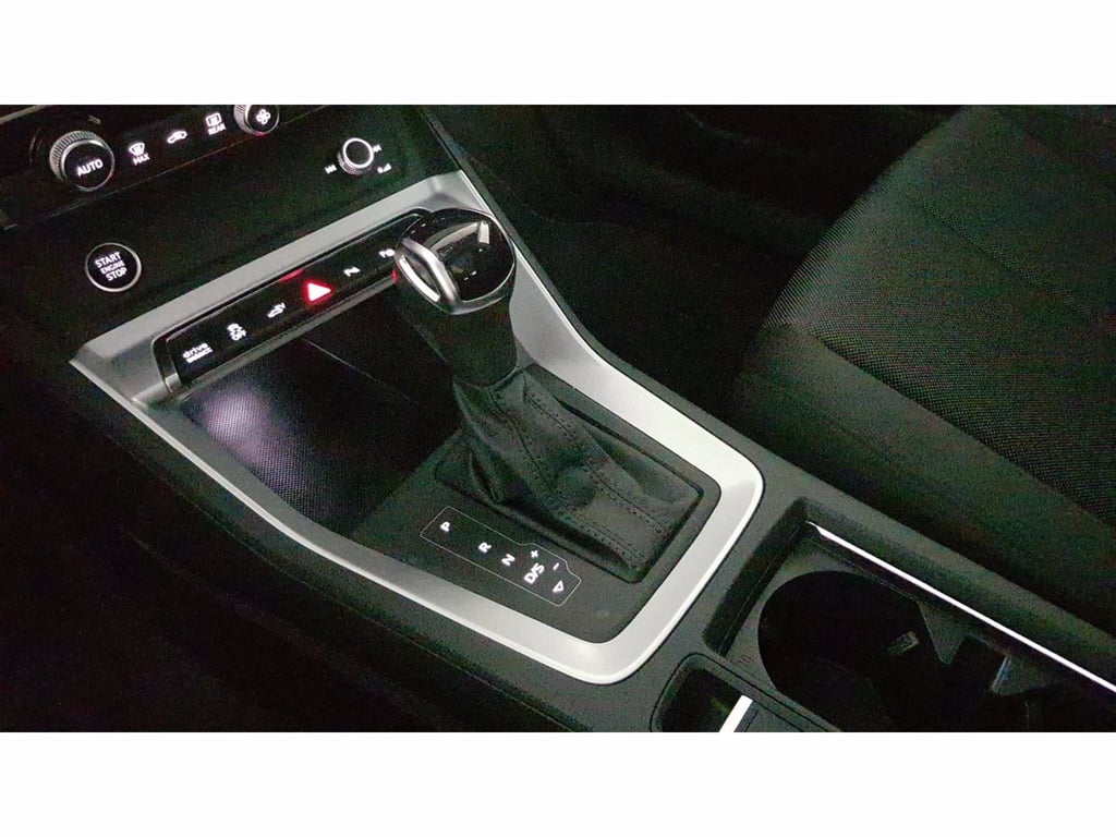 AUDI Q3 sportback 45 1.4 tfsi e business plus s-tronic
