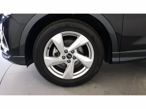 AUDI Q3 35 2.0 tdi business advanced s-tronic
