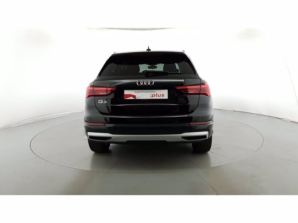 AUDI Q3 35 2.0 tdi business advanced s-tronic