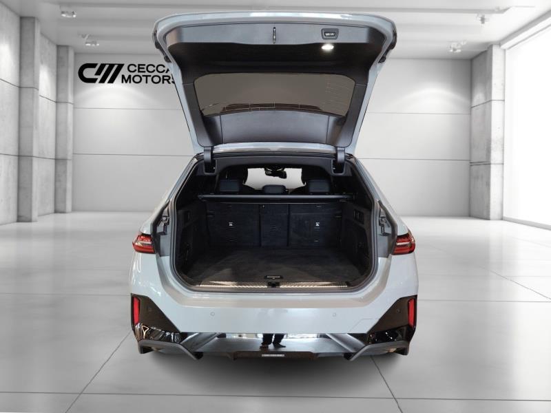 BMW 540d touring 48v xdrive msport pro auto