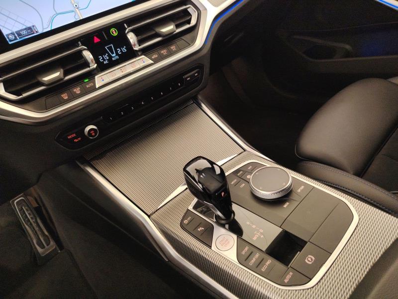BMW 320d touring mhev 48v xdrive msport auto