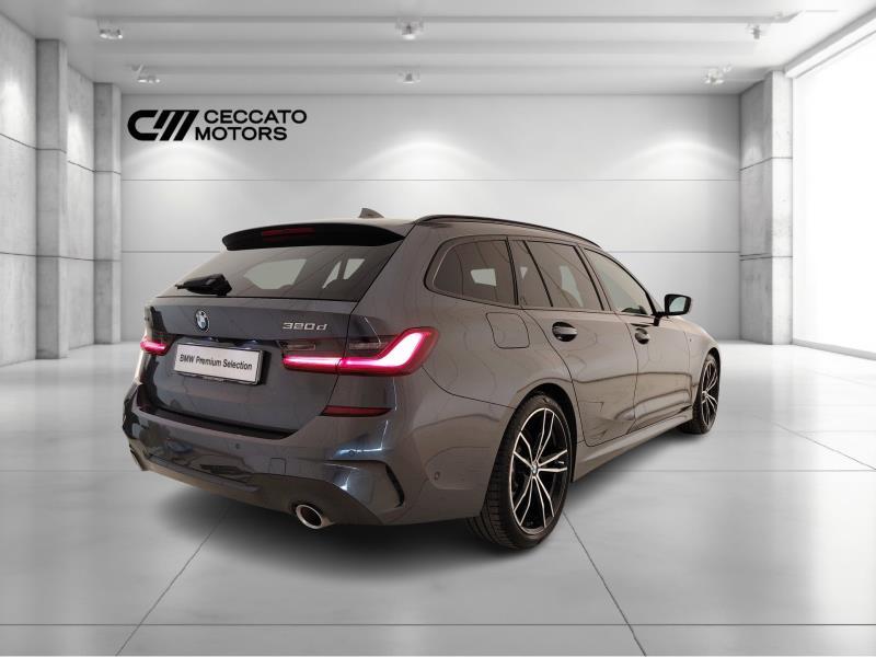 BMW 320d touring mhev 48v xdrive msport auto