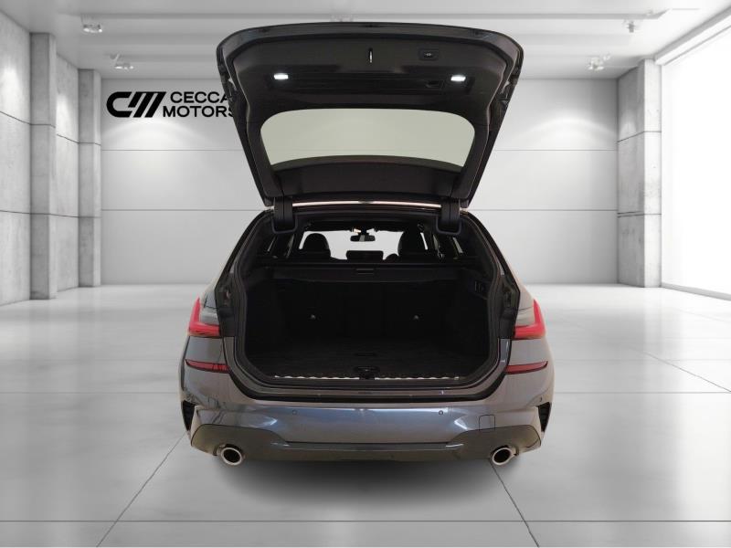 BMW 320d touring mhev 48v xdrive msport auto