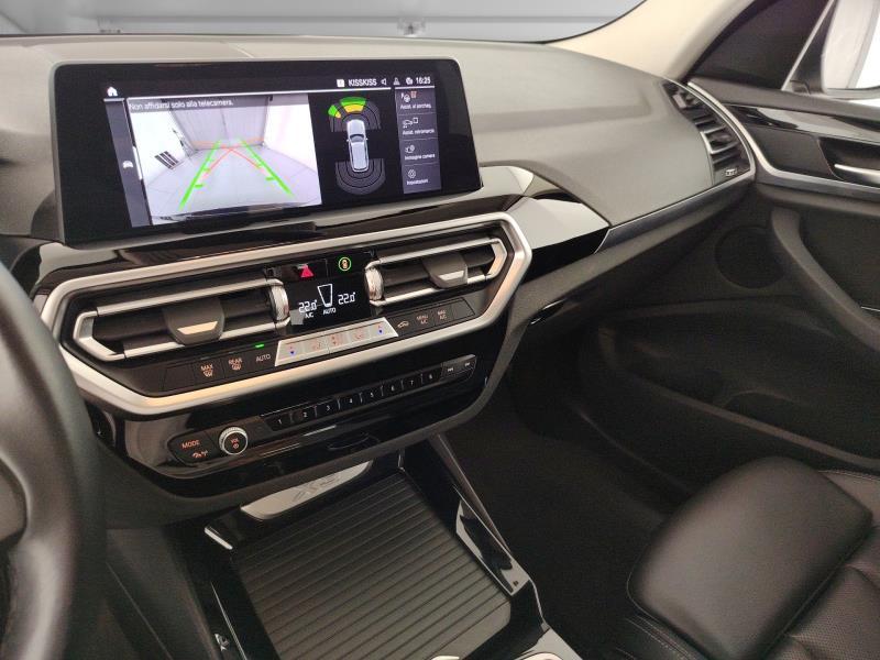 BMW X3 sdrive18d mhev 48v auto