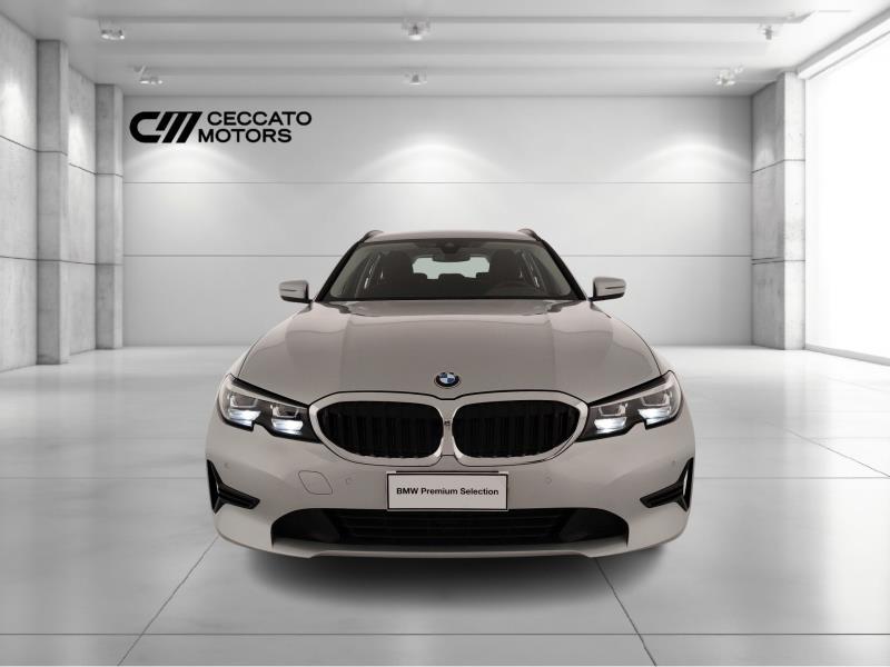 BMW 320d touring mhev 48v xdrive sport auto