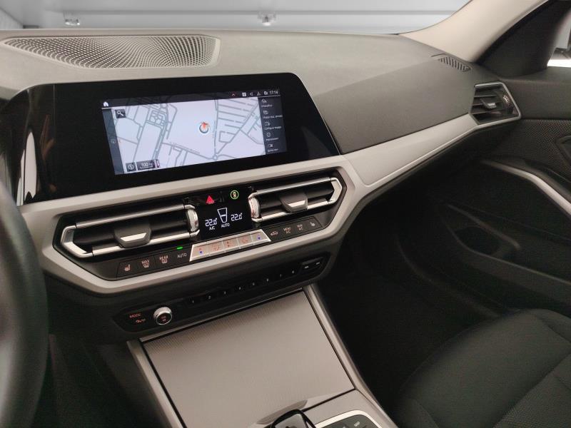 BMW 320d touring mhev 48v xdrive sport auto