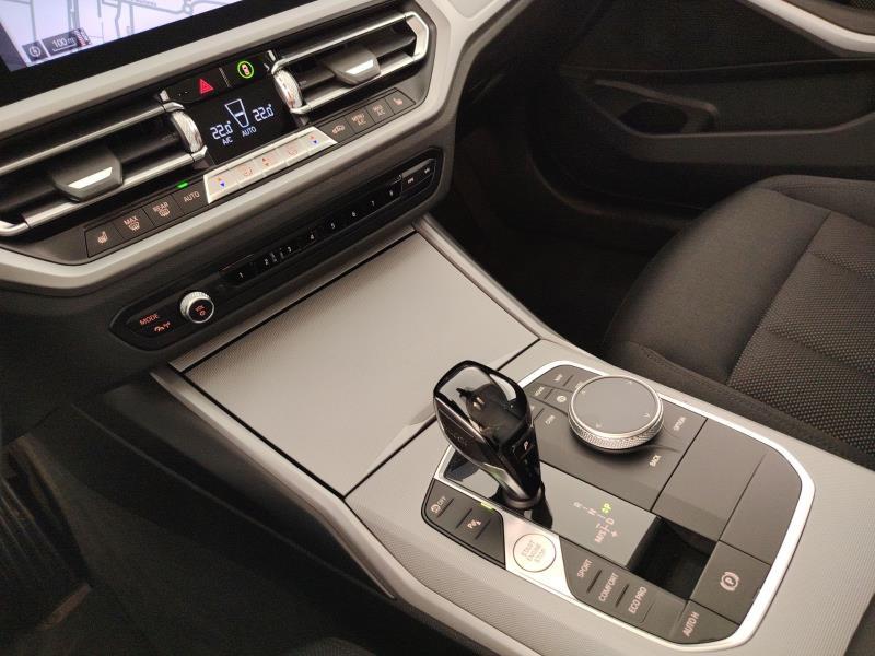 BMW 320d touring mhev 48v xdrive sport auto