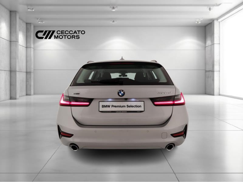 BMW 320d touring mhev 48v xdrive sport auto