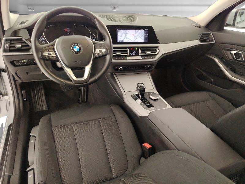 BMW 320d touring mhev 48v xdrive sport auto