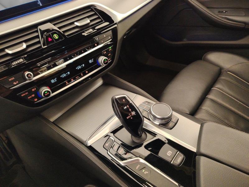 BMW 530e msport auto