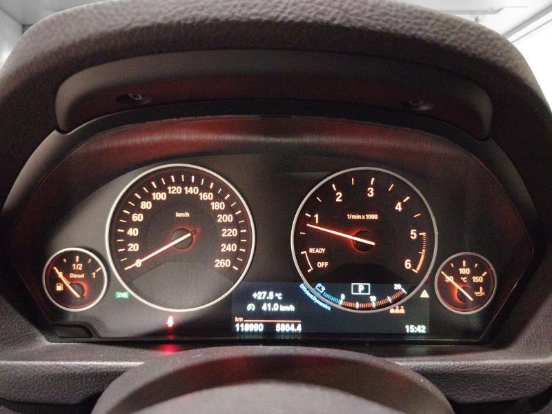 BMW 318d touring business advantage auto
