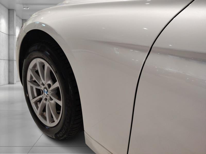 BMW 318d touring business advantage auto