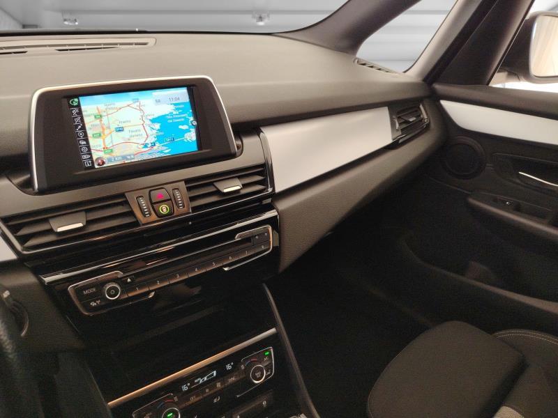 BMW 218d active tourer sport