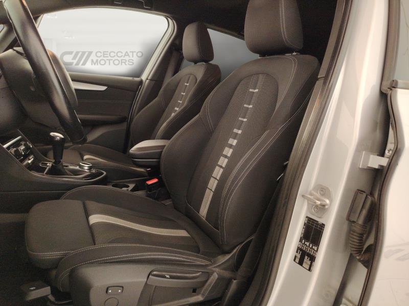 BMW 218d active tourer sport