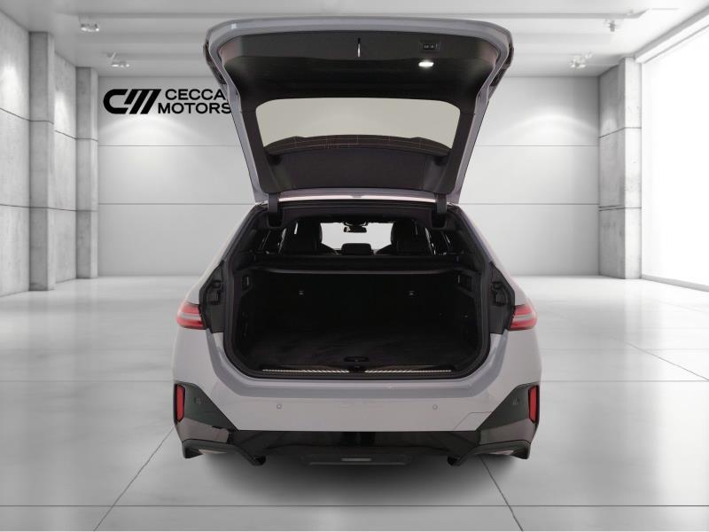 BMW I5 touring edrive40 msport pro
