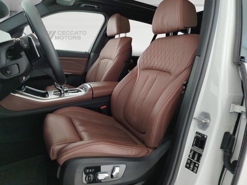 BMW X5 m50d auto