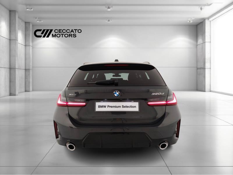 BMW 320d touring mhev 48v xdrive msport auto
