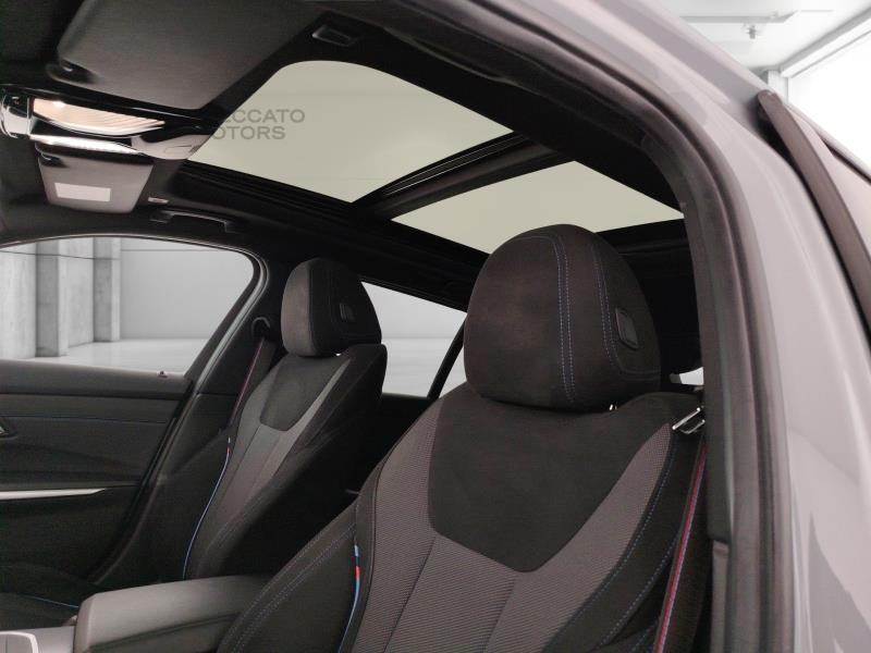 BMW 320d touring mhev 48v xdrive msport auto