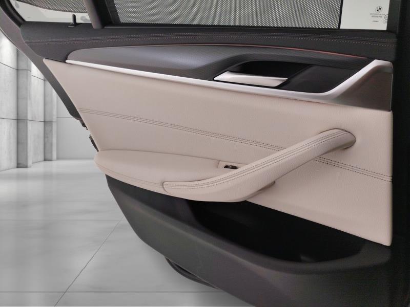 BMW 520d touring mhev 48v xdrive msport auto