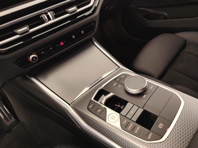 BMW 320d touring mhev 48v xdrive msport auto