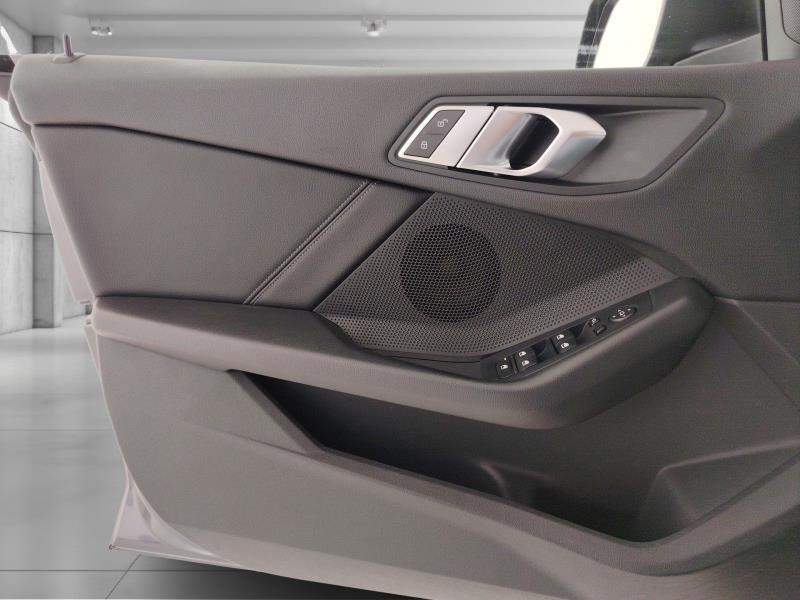 BMW 218d gran coupe advantage