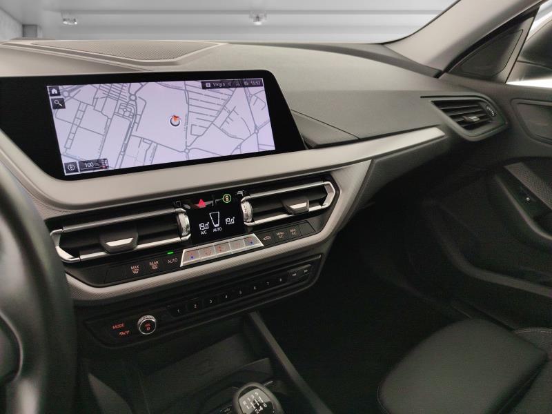 BMW 218d gran coupe advantage