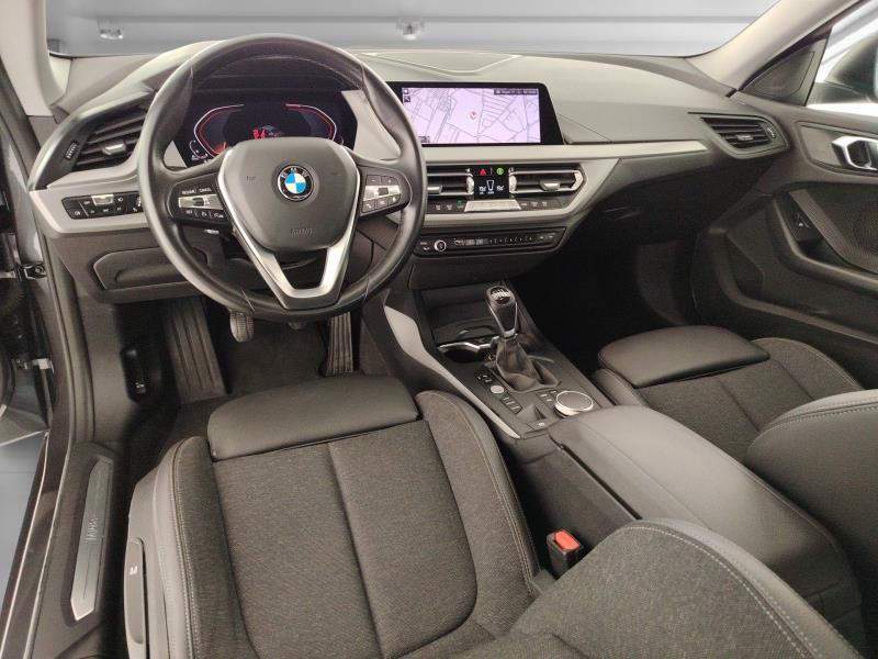 BMW 218d gran coupe advantage