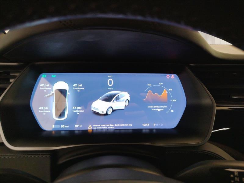 TESLA Model x 75 d