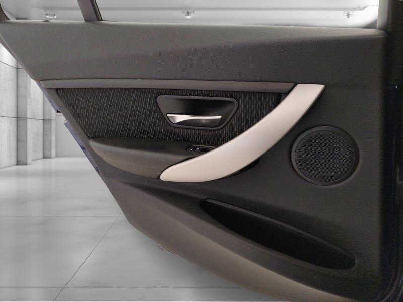 BMW 320d touring xdrive business advantage auto