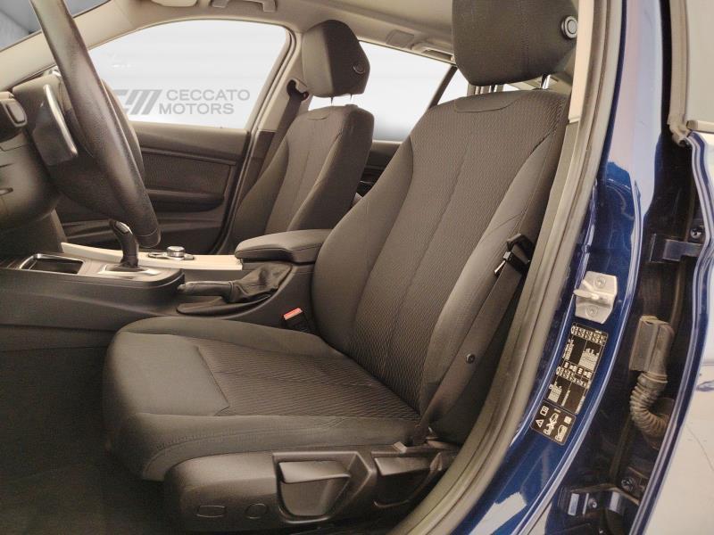 BMW 320d touring xdrive business advantage auto