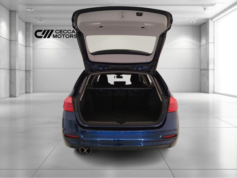 BMW 320d touring xdrive business advantage auto