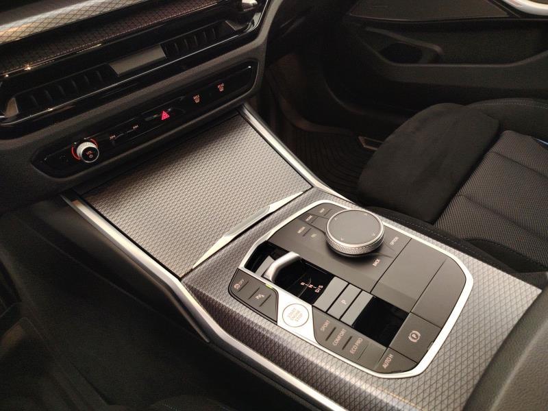 BMW 320d touring mhev 48v xdrive msport pro auto