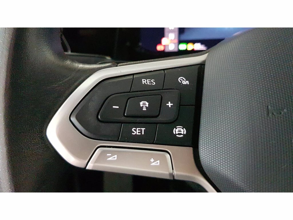 VOLKSWAGEN Golf 1.5 etsi evo life 130cv dsg