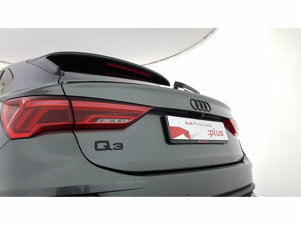 AUDI Q3 sportback 35 2.0 tdi s line edition s-tronic