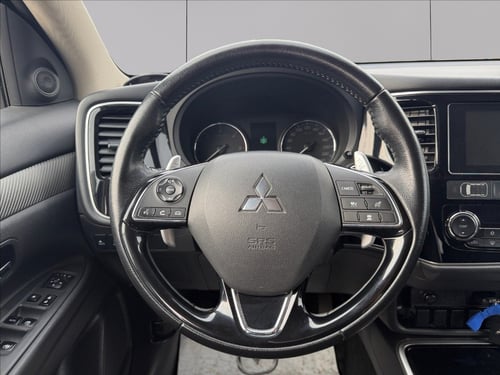 MITSUBISHI Outlander 2.2 instyle plus navi awd 7p.ti auto