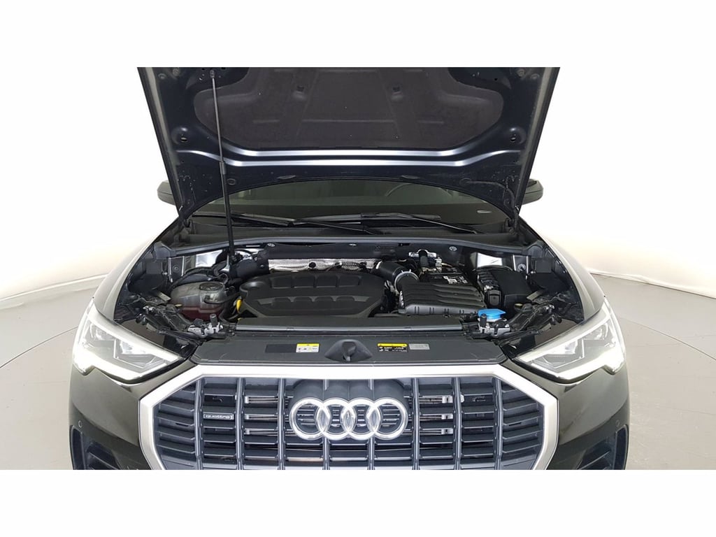 AUDI Q3 40 2.0 tfsi business quattro s-tronic