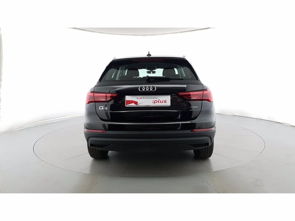 AUDI Q3 40 2.0 tfsi business quattro s-tronic