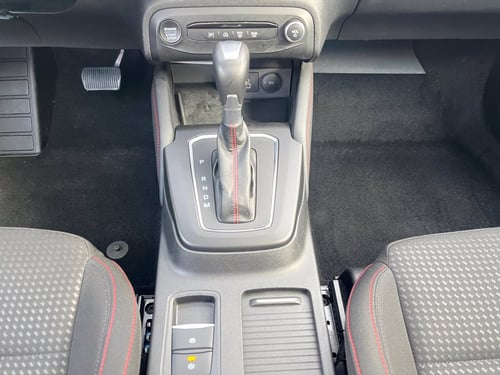 FORD Focus 1.0 ecoboost h st-line x 125cv powershift