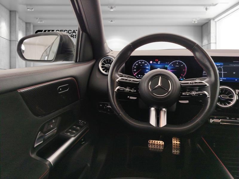 MERCEDES Gla 200 d amg line advanced plus auto