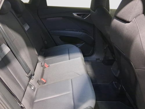 AUDI Q4 e-tron 40 business advanced