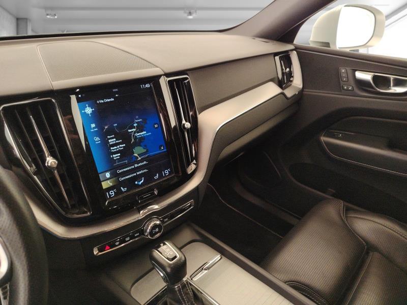 VOLVO Xc60 2.0 t5 r-design awd geartronic