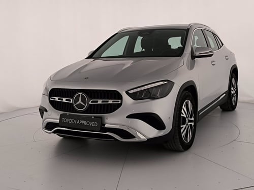 MERCEDES Gla 180 d progressive advanced plus auto