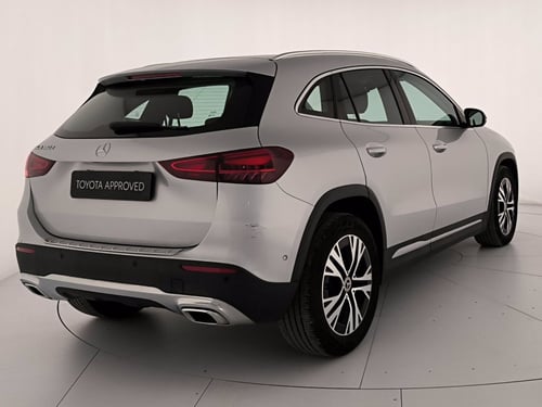 MERCEDES Gla 180 d progressive advanced plus auto